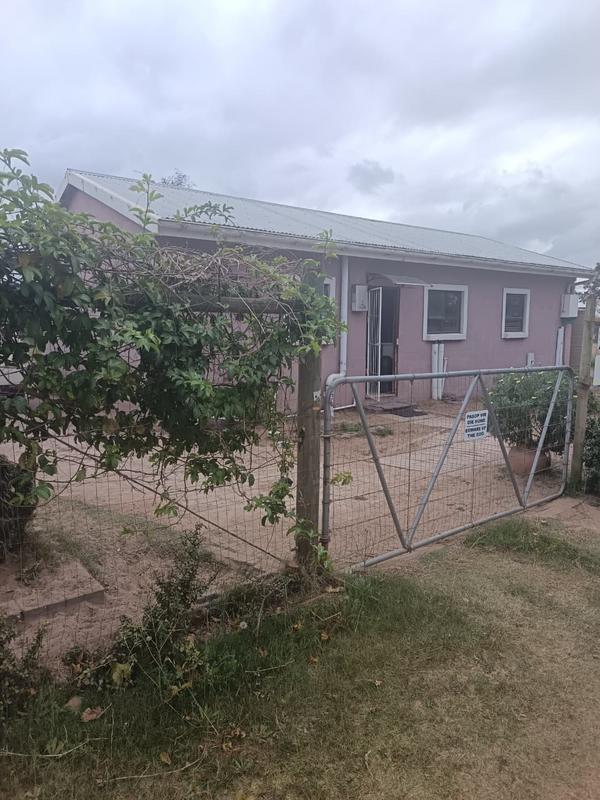 2 Bedroom Property for Sale in Albertinia Western Cape